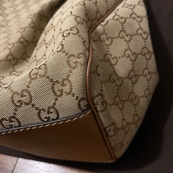 Gucci Large Sukey Tote (Authentic) - Picture 7 of 15